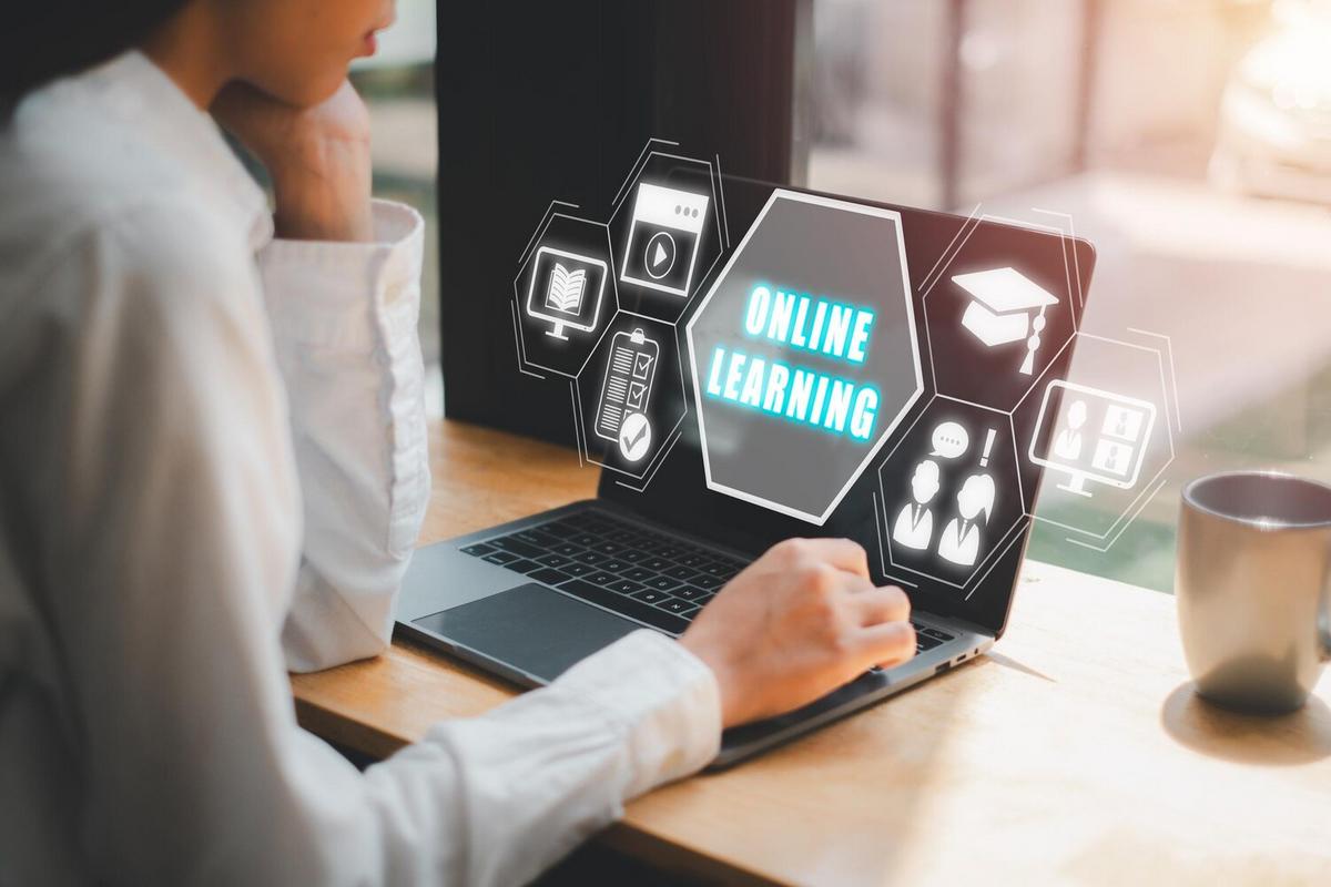 Case Study: Success Stories of Online Learning Graduates